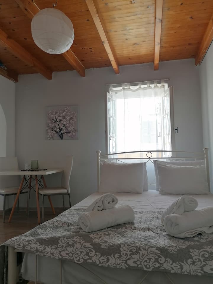 Cute And Adorable Apartment In Corfu Centre - Corfu
