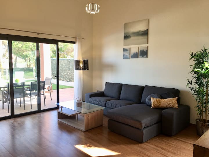 New Villa, Heated Pool & Free Wifi - 3 Bed - Castillo Caleta de Fuste