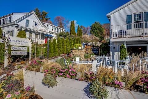 Renovated 2 bedrm apt located in heart of Ogunquit
