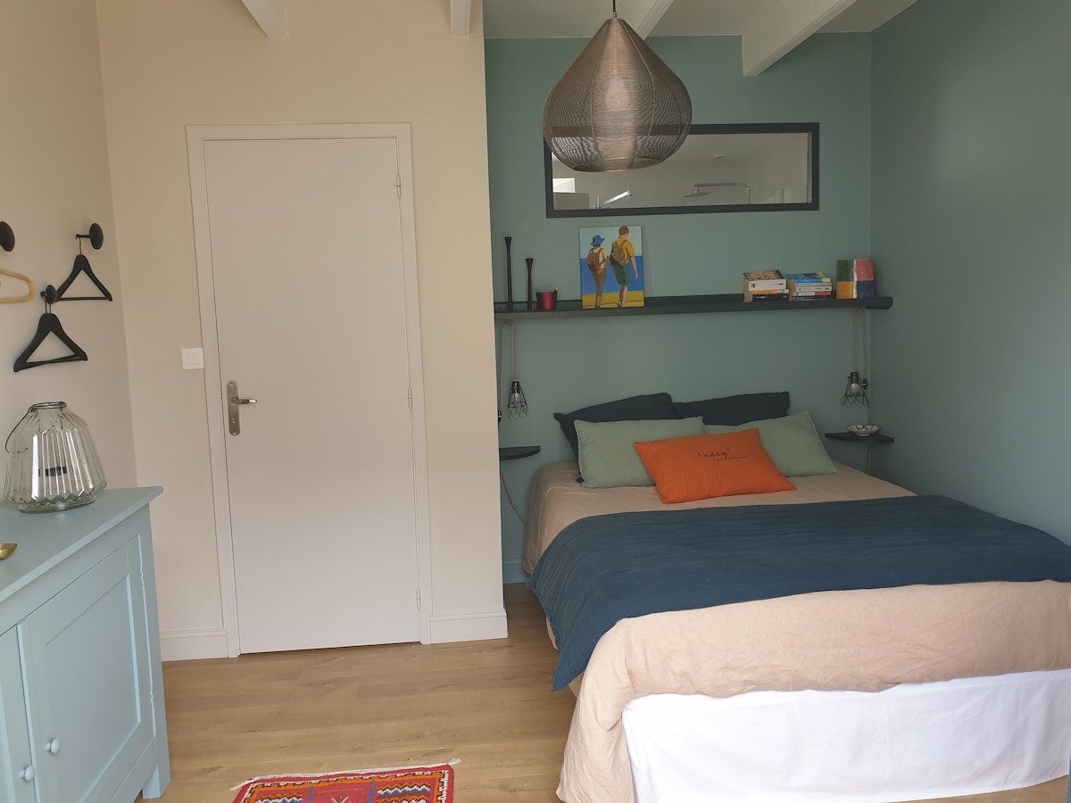 chumba cha kulala Sakafu ya chini