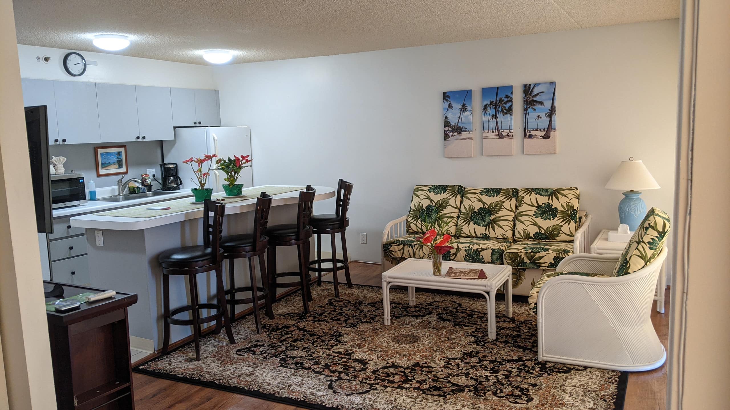 Condo in Honolulu · ★4.76 · 1 bedroom · 2 beds · 1 bath - Image 1