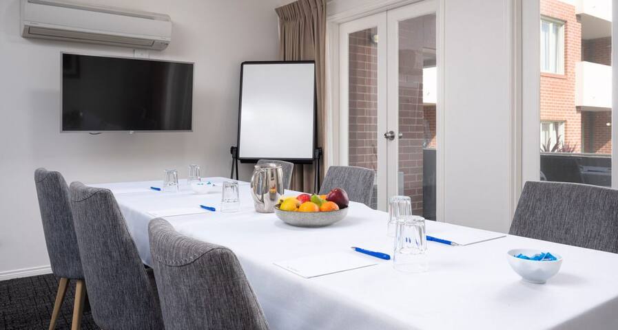 A Place to Call Home When You’re Away From Yours gallery image 5