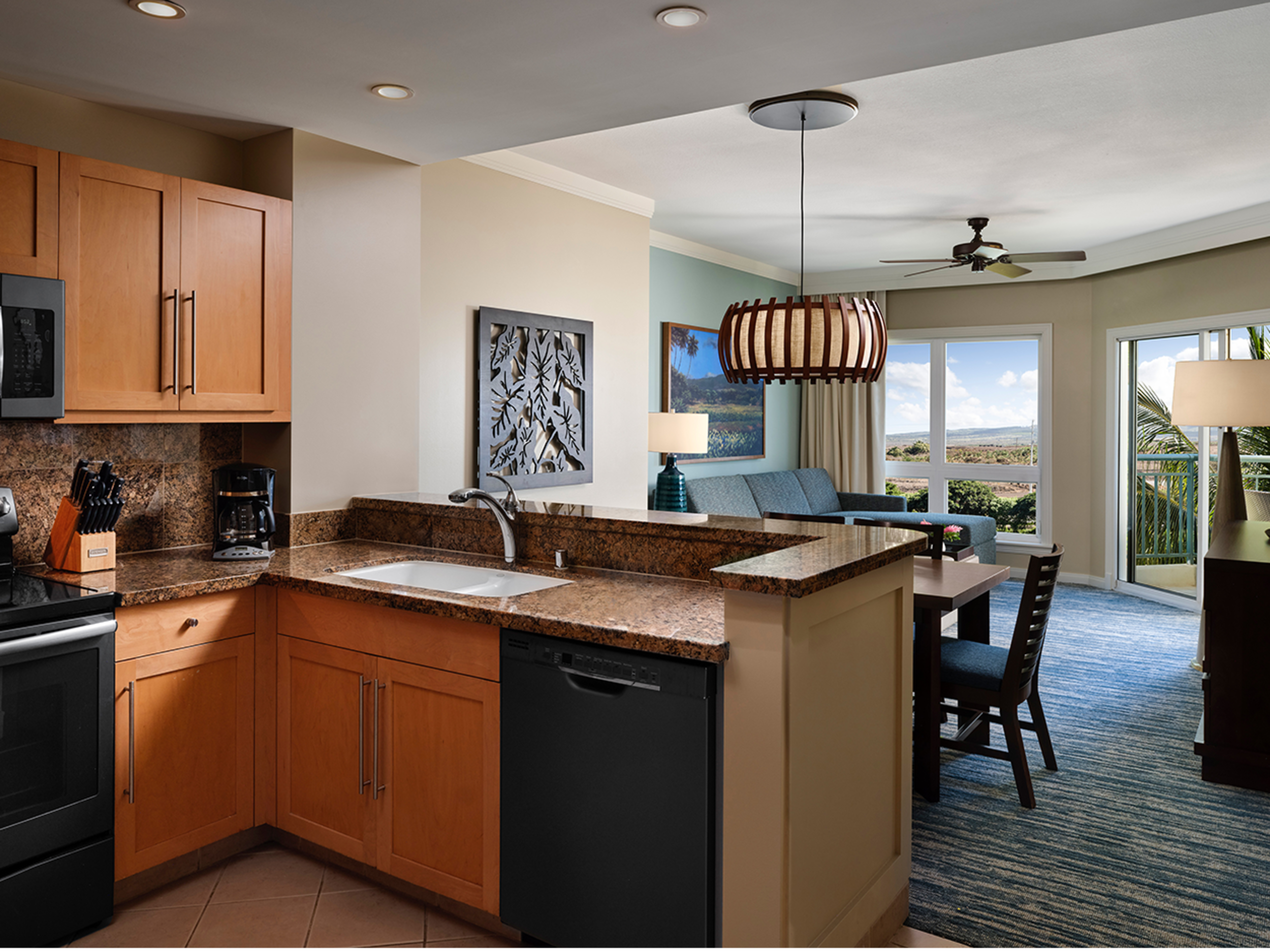 Condo in Lahaina · ★4.67 · 1 bedroom · 2 beds · 1 bath - Image 32