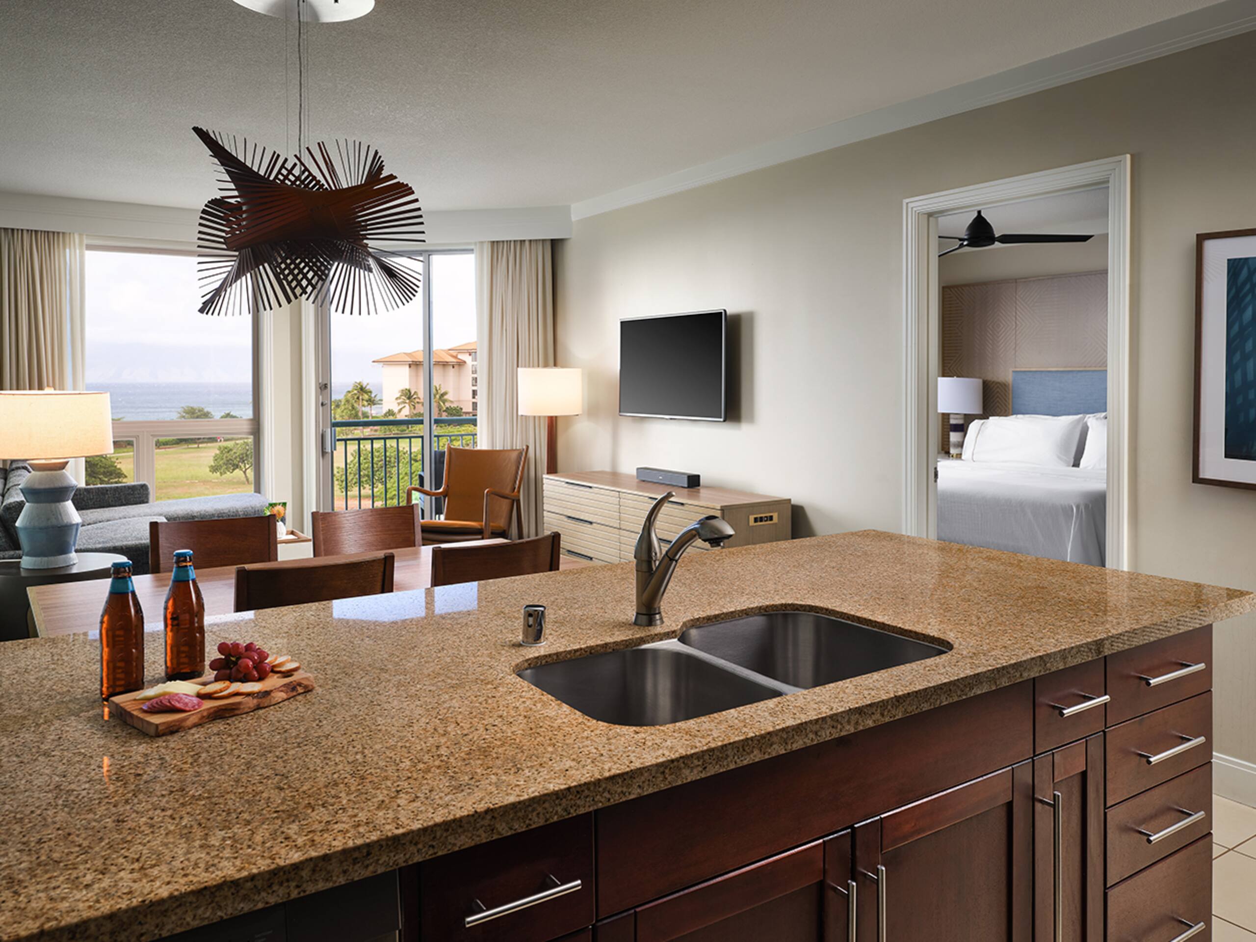 Condo in Lahaina · ★4.67 · 1 bedroom · 2 beds · 1 bath - Image 24