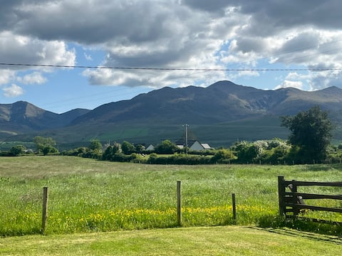 Reeks View Farmhouse with spectacular views