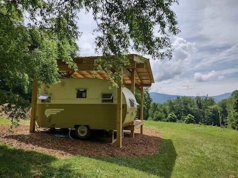 Popular Airbnb listing: 1955 Restored Vintage Aljoa Camper "Nellie Belle" in Johnson City