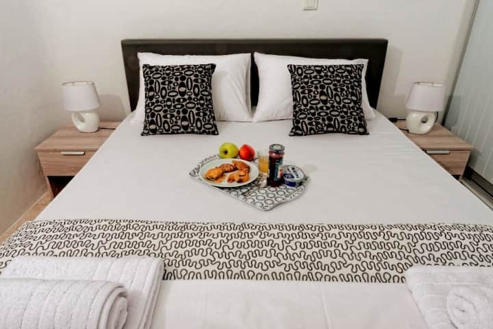 Authentic Cycladic Villa | Cozy & Stylish Mykonos Stay