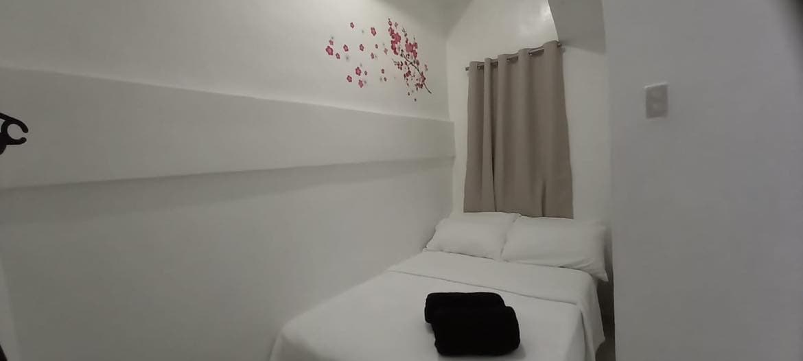 Bračni krevet za ugodan odmor.