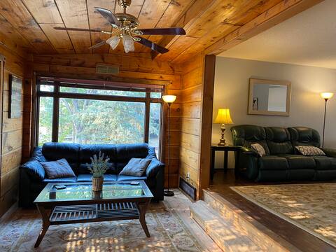Beautiful Home in Glendo