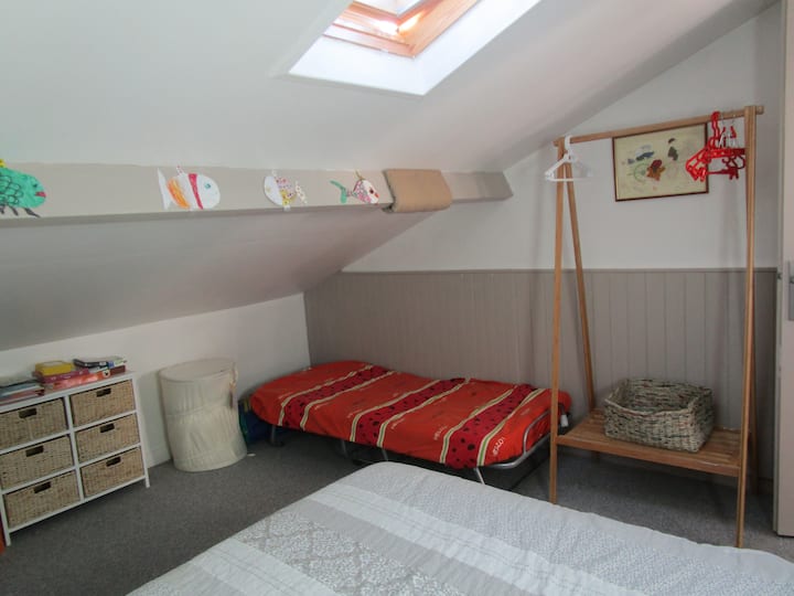 غرفة النوم 2