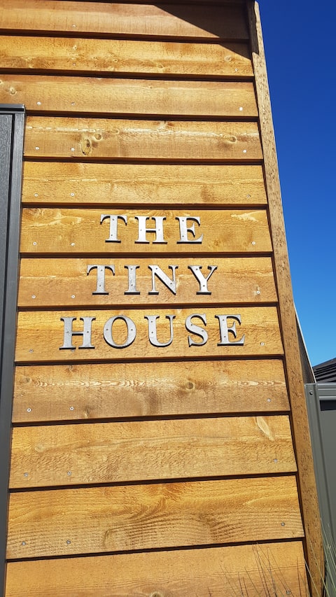 Top Airbnb: The Tiny House. in Wollongong City Council