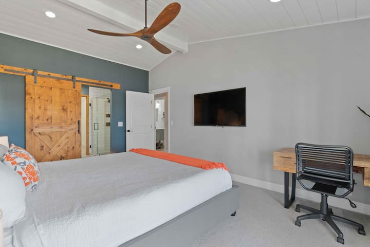 ห้องนอนใหญ่