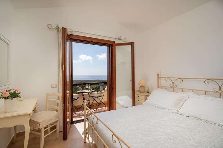 Habitación doble con vistas al mar