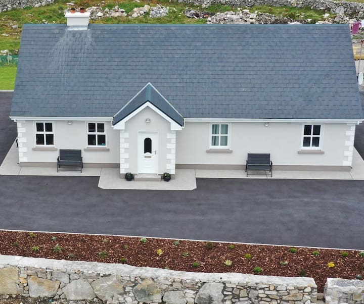 Mountain Views Lettermore Houses for Rent in County Galway, County