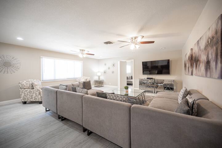 25% Off Special- Extraordinary Amazing House gallery image 3