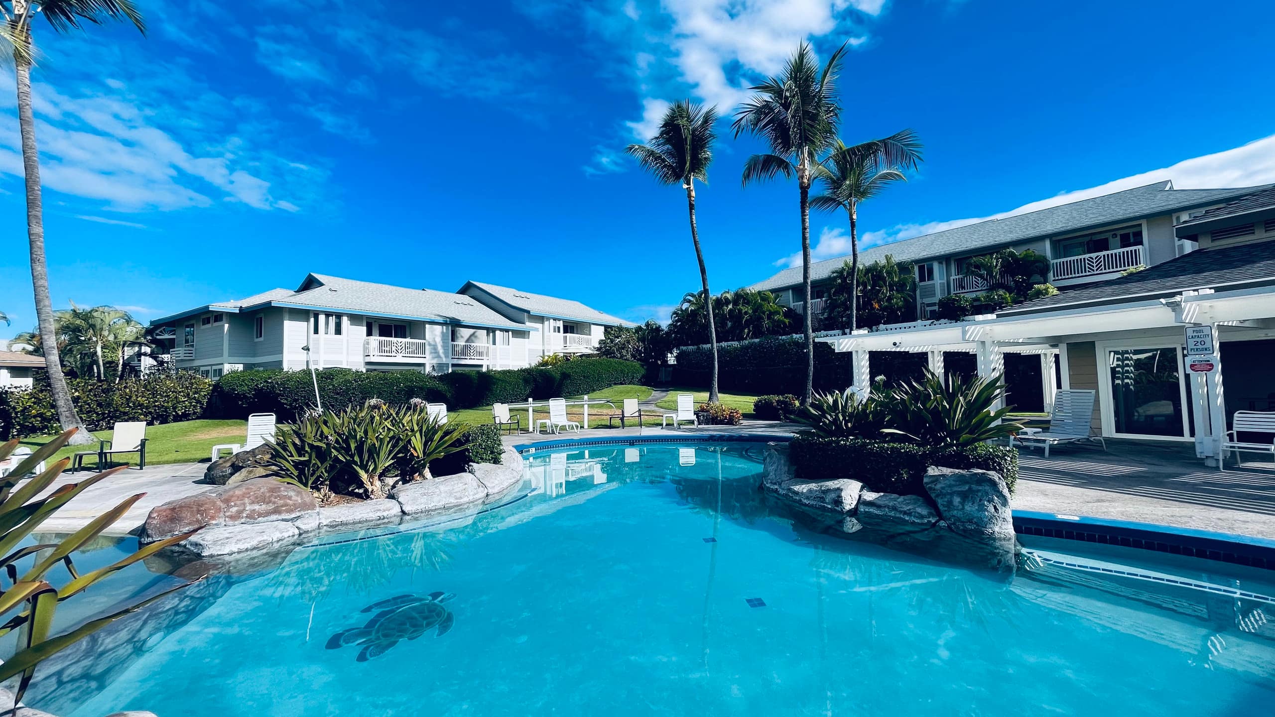 Condo in Kailua-Kona · ★4.67 · 2 bedrooms · 3 beds · 1 bath - Image 43