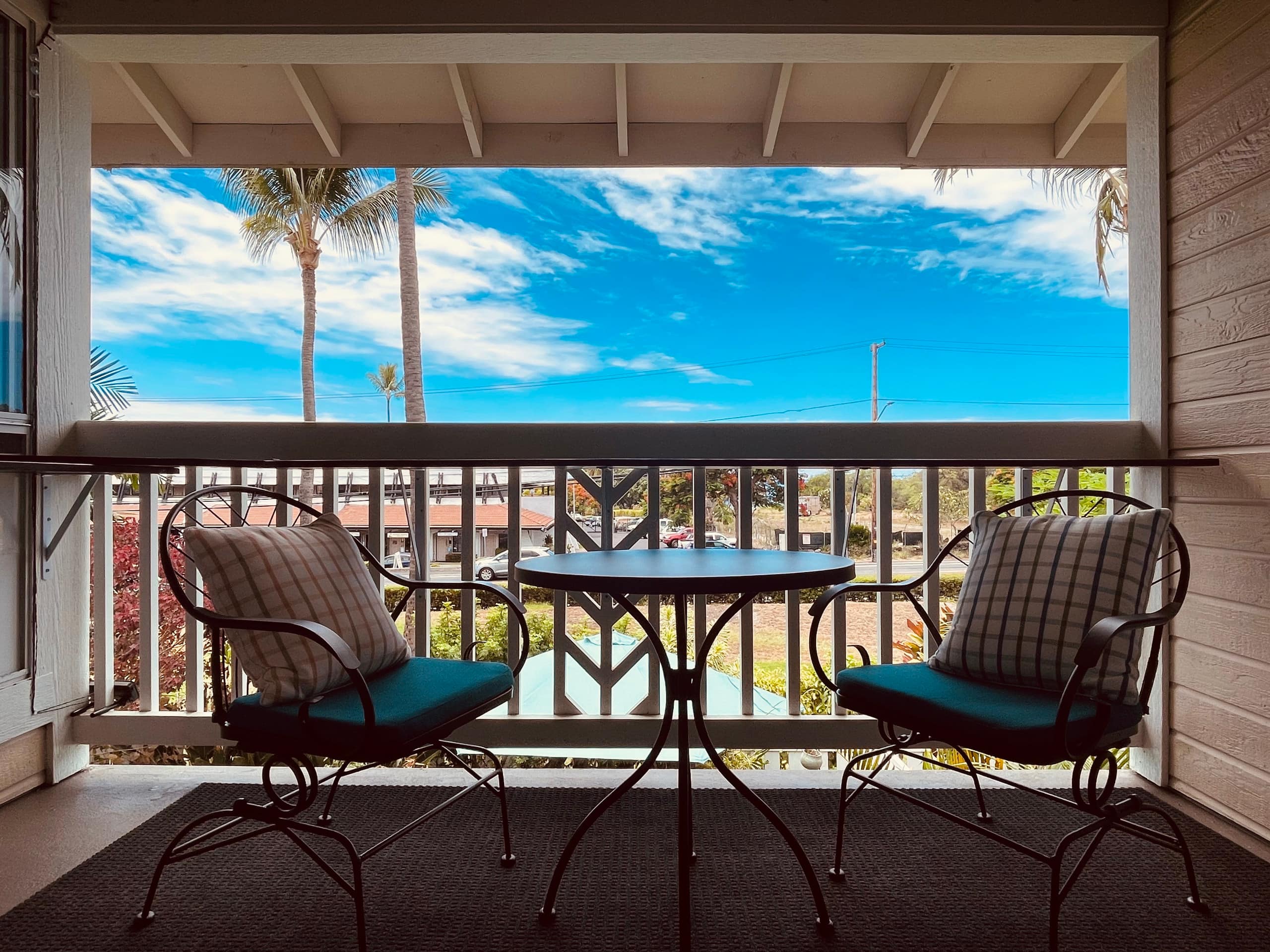 Condo in Kailua-Kona · ★4.67 · 2 bedrooms · 3 beds · 1 bath - Image 21