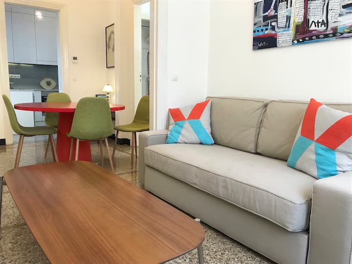 Appartement EP9U eerste verdieping - Woonkamer / eetkamer met slaapbank (160X200)