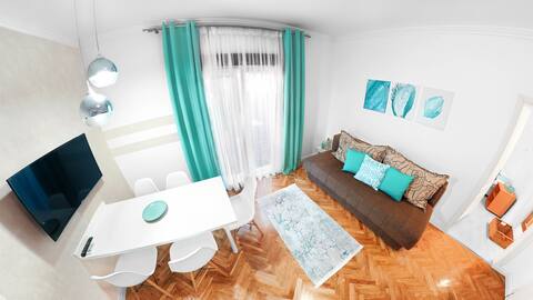 Popular Airbnb listing: Stylish two-room apartment with garden terrace in Igalo