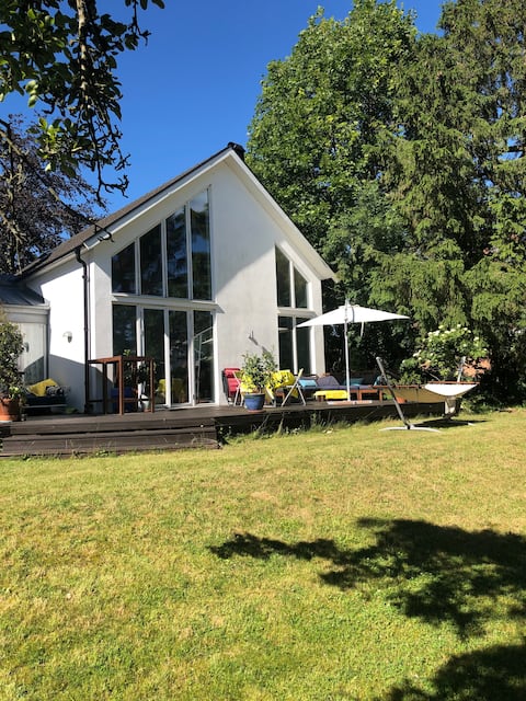 Lovely for big family. Nära beach and city centre