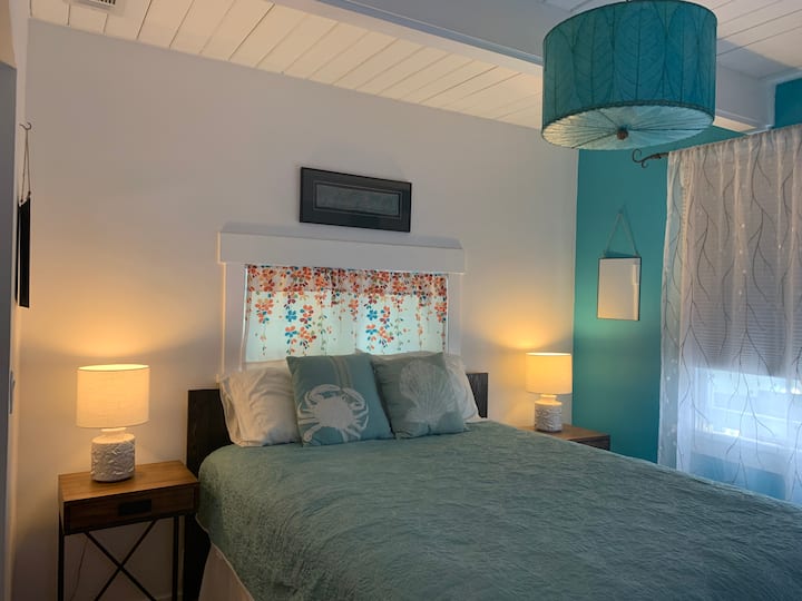 Втора спална соба (задниот дел од куќата)