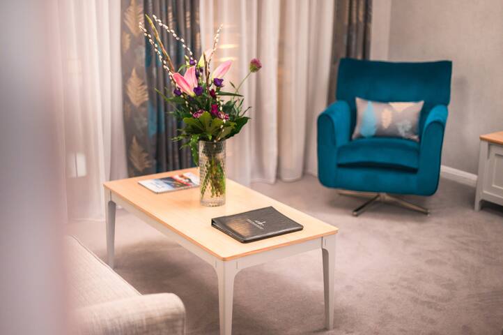 Comfort 2 Bedroom Apartment by Mansley gallery image 3