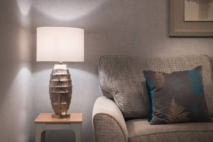 Comfort 2 Bedroom Apartment by Mansley gallery image 4