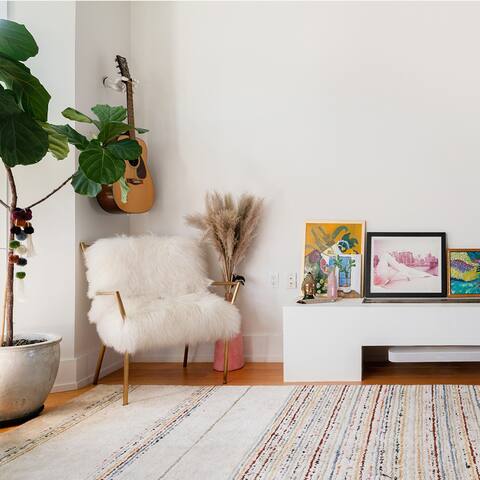 *Outdoor Space* Airy, bright, charming, zen duplex gallery image 3