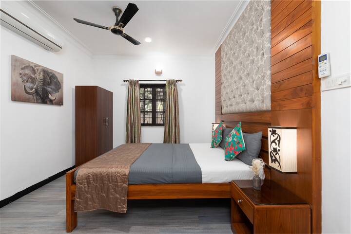 3BHK villa with shared pool and fully equipped kitchen in Calangute