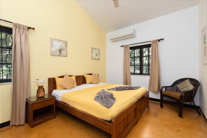 3BHK villa with well equipped kitchen and swimming pool