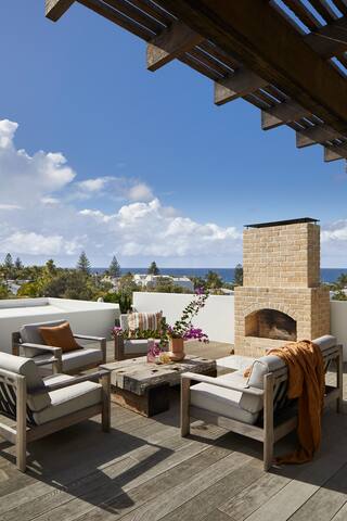 Mykonos Luxury Villa at Sunshine Beach gallery image 2