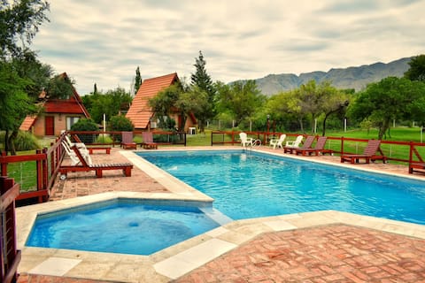 Airbnb con mejor rendimiento: Ayres del Cerro Cabins, Merlo, San Luis en Junín