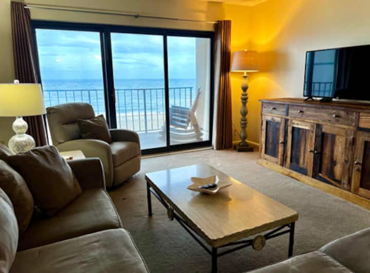 The Colony Condos Oceanfront Unit And Balcony - Virginia Beach, VA