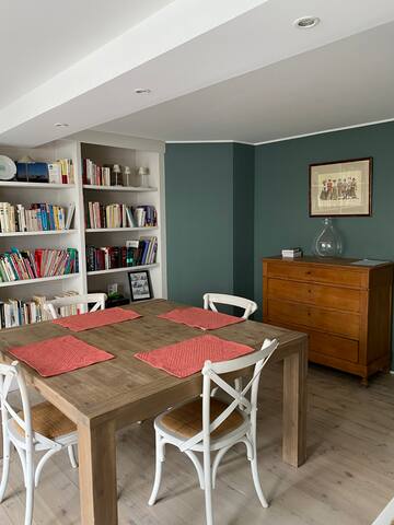 Charming duplex in historical center gallery image 4