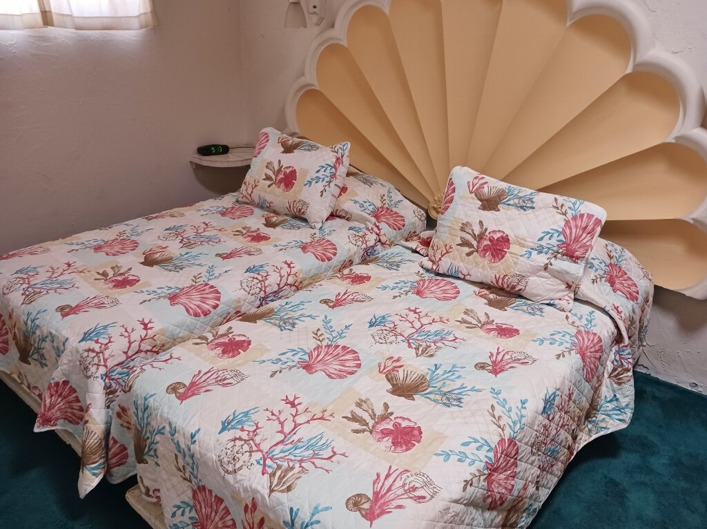 Camas individuales en el dormitorio n.º2