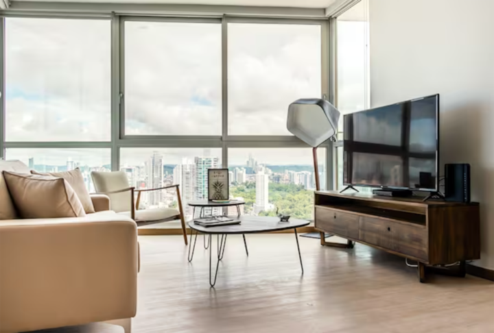 2BR Condo in Ciudad de Panamá - Image 1