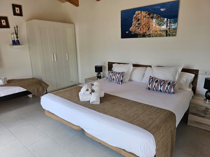 საძინებელი 4