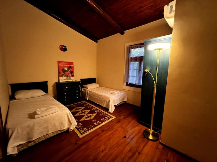 საძინებელი 2