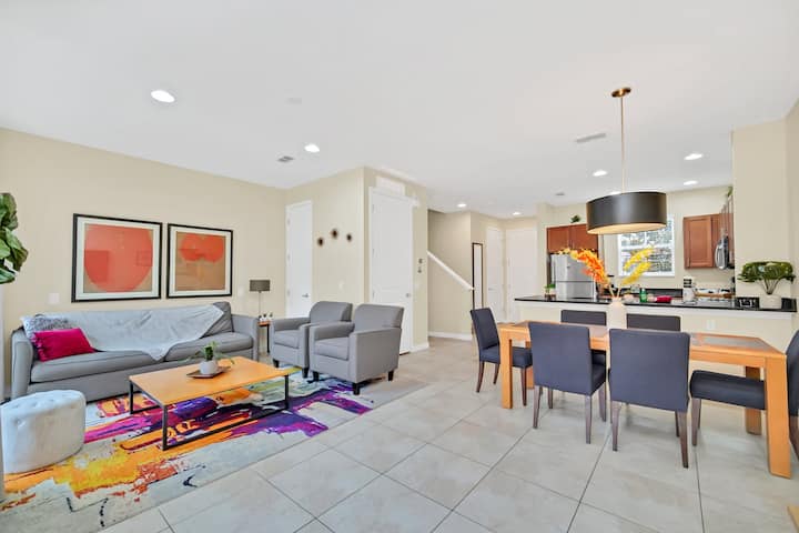 Hermosa casa de espacio abierto