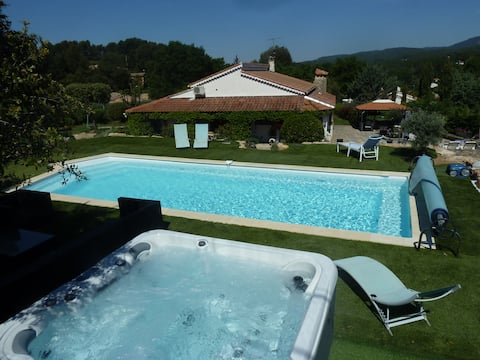 VILLA Entre mer et Gorges du Verdon 10 People