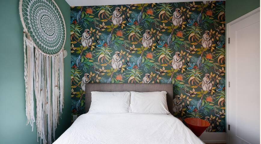 Zen light-filled Brooklyn Duplex gallery image 4