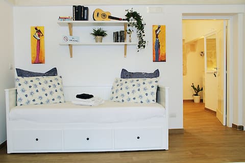 Top Airbnb: Donnalby First Floor with Terrace a Monopoli