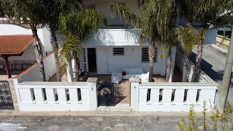 Top performing Airbnb: Casa SavAnna in Porto Cesareo
