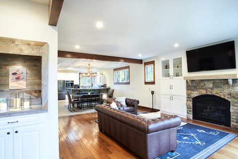 Top Airbnb: Frisco Mountain Lodge in Frisco