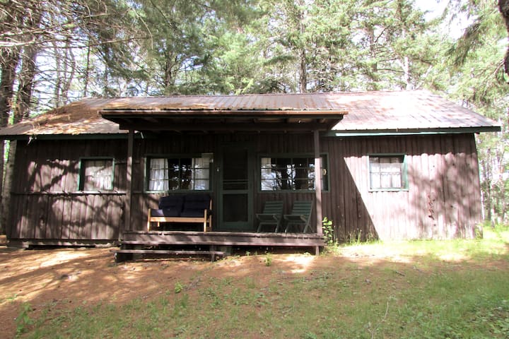 The Joe DiMaggio Cottage , Doctors Island cottage