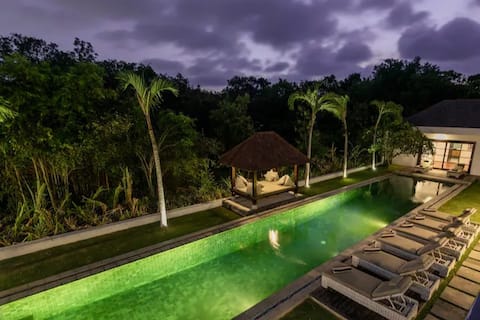 11 Bdr-Last Minute Deal 50%+ OFF!!! Near Beach