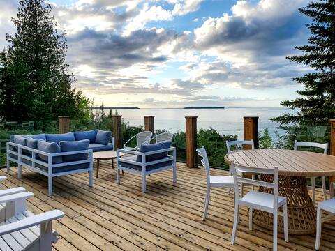 Luxury Waterfront Cottage in Tobermory