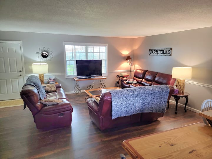 Norris Lake Home On 140 Acre Ranch Lakeview/access - Norris Lake, TN