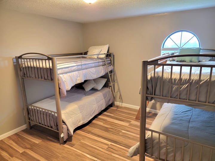 ห้องสองชั้น