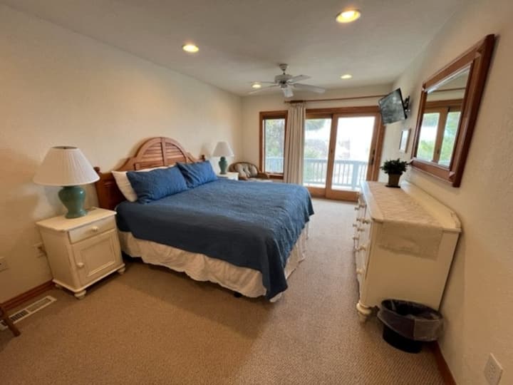 Mid Level King na Ensuite